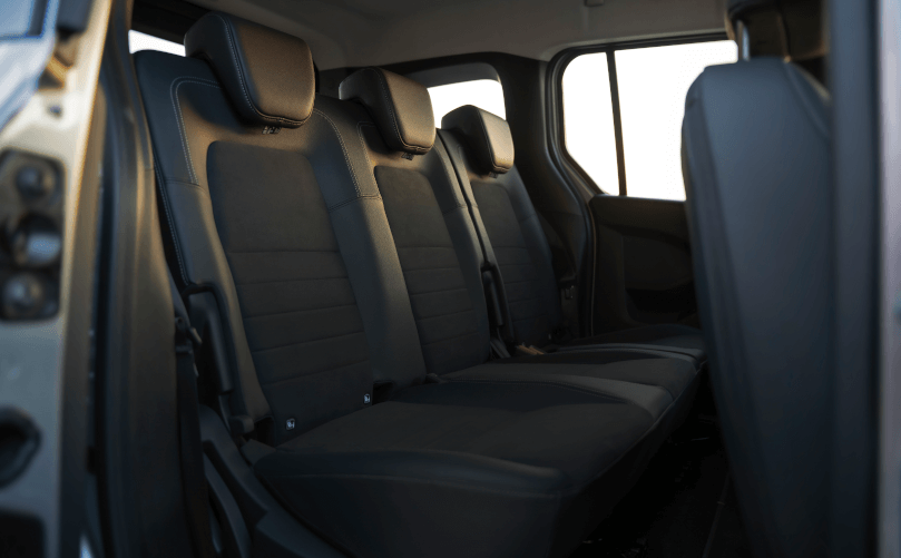 MERCEDES-EQT-INTERIOR